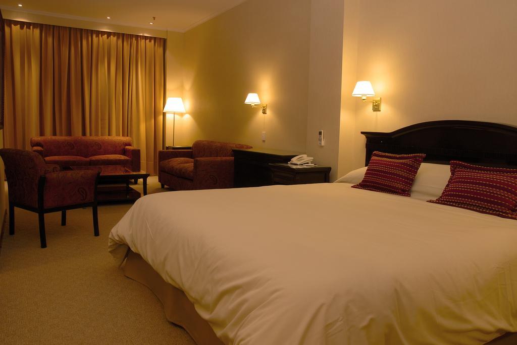 Status Hotel Río Grande Room photo